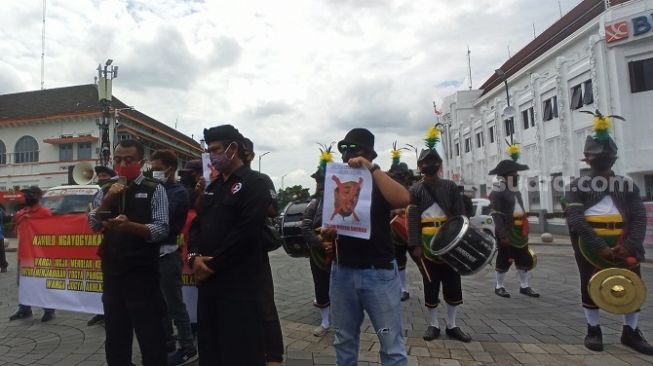 Warga Jogja Demo Tolak Revolusi Akhlak Rizieq: Perbaiki Dulu Akhlak Mereka