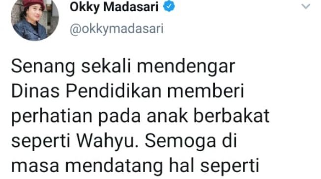 Tweet @Okymandasari menceritakan ada kunjungan Dinas Pendidikan ke rumah Wajyu [Jepretan Tweet]