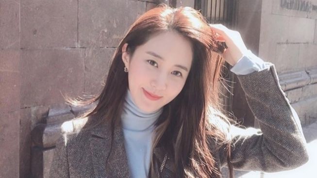 Yuri SNSD Sering Salah Tag Akun Member di Instagram, Alasannya Mengejutkan