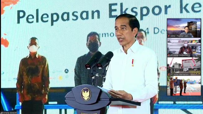 Presiden NKRI Joko Widodo meresmikan pelepasan ekspor bersama yang berlangsung di 14 kota [Grup Astra].