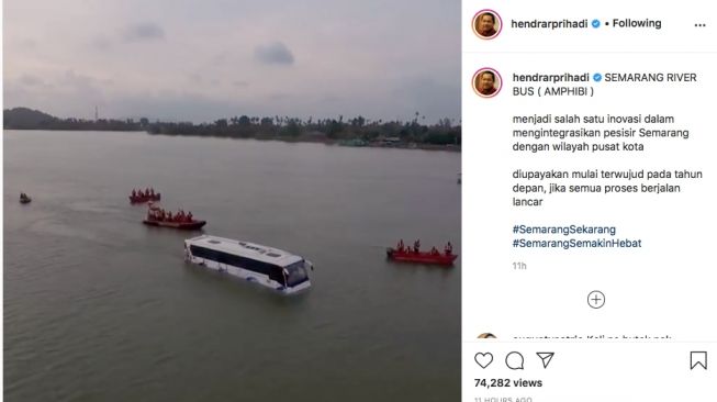 Tangkapan layar bus amfibi yang akan dipesan Hendrar Prihadi untuk Kota Semarang. (Instagram/@hendrarprihadi)