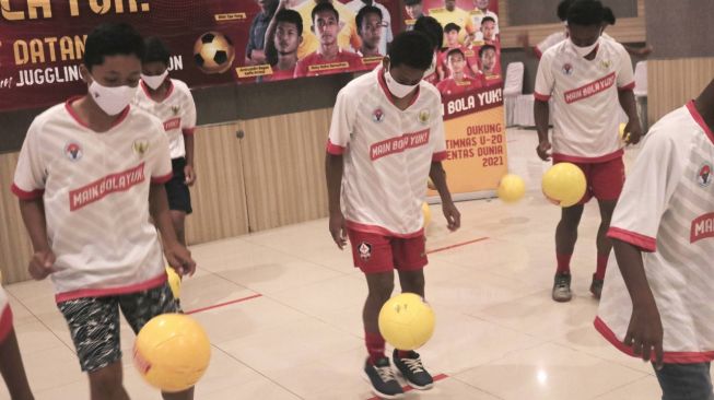 Kompetisi Juggling: Kegembiraan Olahraga di Tengah Pandemi Covid-19