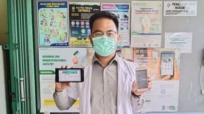 Dokter Ini Bagikan Kisah Harunya Menolong Pasien