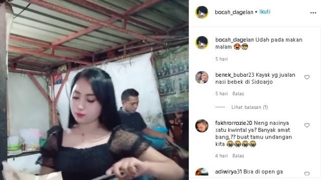 Penjual makanan kaki lima berparas cantik. (Instagram)