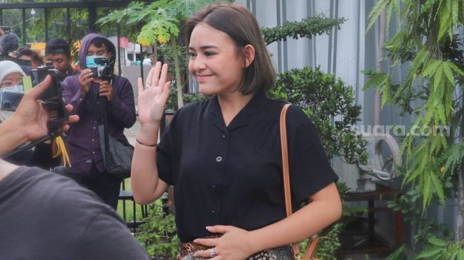 5 Penampilan Amanda Manopo Jadi Ibu Hamil, Aktingnya Totalitas Banget!