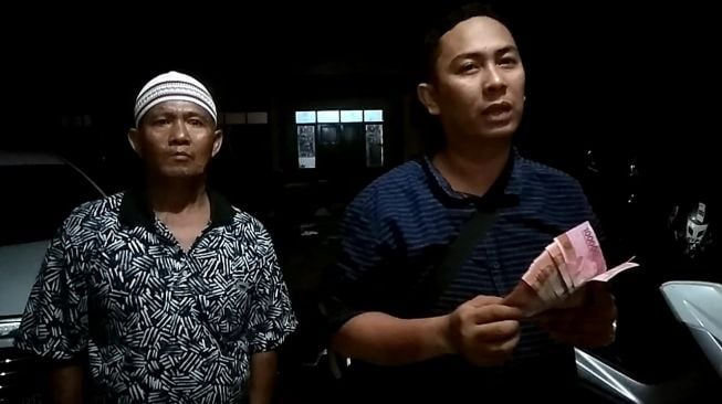 Lawan Petahana, Tim Panca Wijaya Laporkan Dua Dugaan Politik Uang