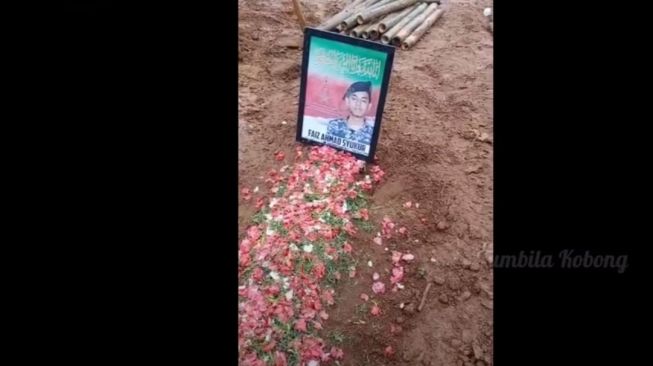 Kuburan Bakal Dibongkar, Keluarga Laskar FPI Cuma Pasrah soal Autopsi Ulang