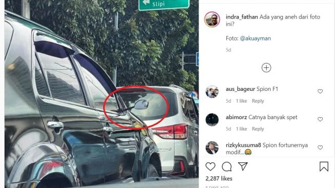 Spion Toyota Fortuner terlihat berbeda dari umumnya (Instagram)