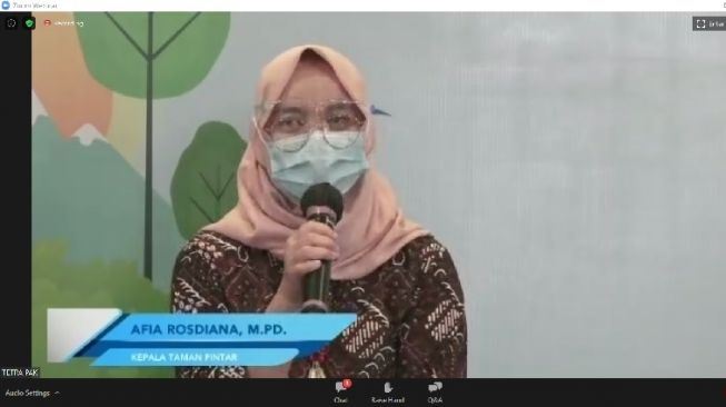 Afia Rosdiana, M.Pd, Kepala Taman Pintar (Shevinna/Himedik.com)