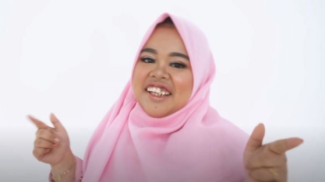 Kekeyi Ubah Penampilan dengan Filler Hidung, Ketahui Efek Sampingnya Lebih Dulu!