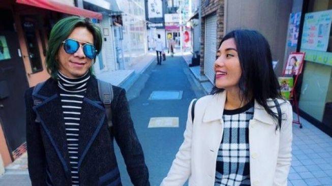 Selain Sony Ismail Gitaris J-Rocks, Istri juga Positif Covid-19