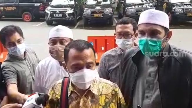 Dicecar 63 Pertanyaan, Ketum FPI: Hukum Harus Berlaku untuk Semua