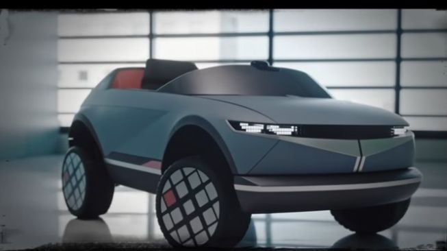 Garis turunan dari mobil konsep Hyundai 45 concept car [YouTube Hyundai].