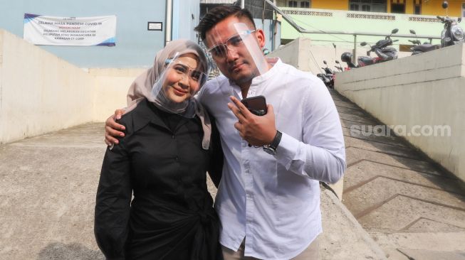 Jelang Akad, Kesha Ratuliu dan Adhi Permana Tampil Pakai Adat Sunda