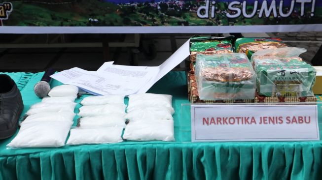 Barang bukti narkoba yang disita polisi. [Foto: Istimewa]