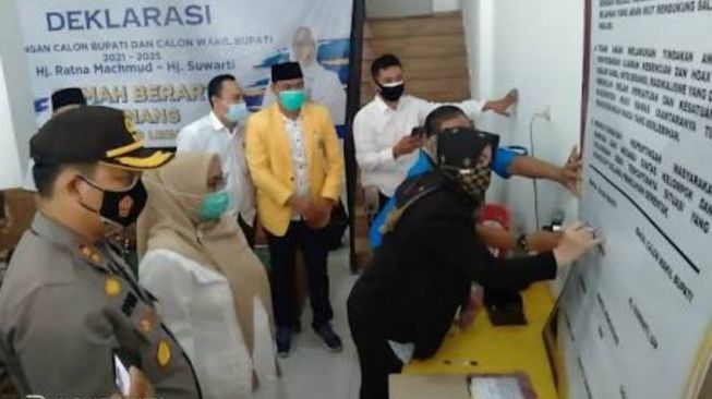 Dua Srikandi Mura Berhasil Tumbangkan Petahana