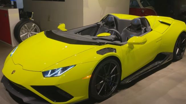 YouTuber ini Bikin Lamborghini Miliknya Jadi Ganteng Maksimal