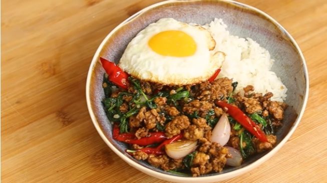 Resep Thai Chicken Basil, Aroma Sedap Dijamin Makan Semakin Berselera