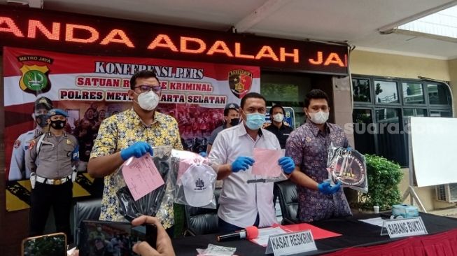 ABG Fans Habib Bahar Ngaku Terima Pesan Grup WhatsApp Datangi Polres-polres