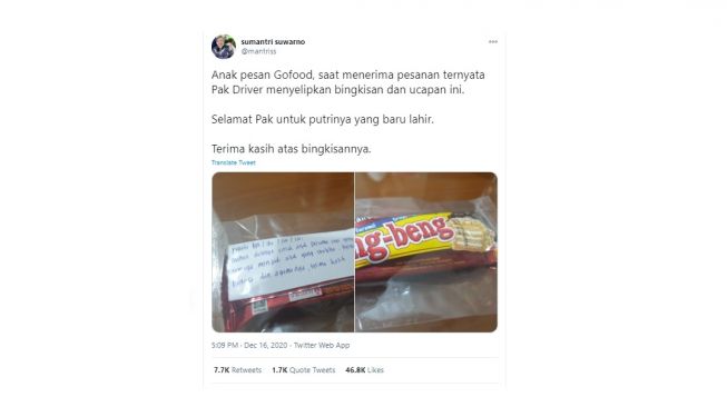 Aksi driver ojol bagikan camilan gratis. [Twitter]