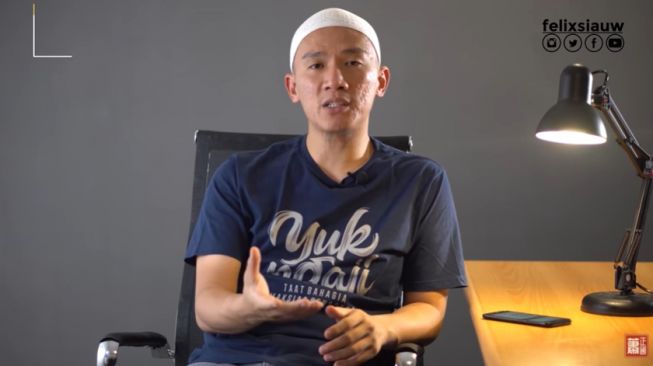 Felix Siauw Bicara Soal Sikap Muslim saat Hari Natal (YouTube Felix Siauw).