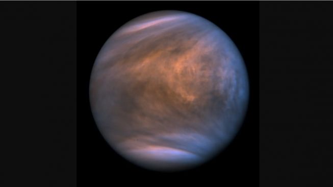 Radio signals are detected in the atmosphere of Venus