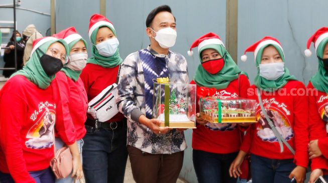 Sebelum Natal, Ruben Onsu Dapat Kejutan dari Penggemar