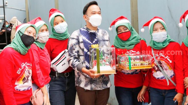 Kado Ruben Onsu di Natal Tahun Ini, Kardus Berisi Rp 150 Ribu