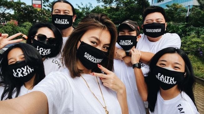 Di Tengah Pandemi, Beginilah Cara Agnez Mo Merayakan Natal Tahun Ini