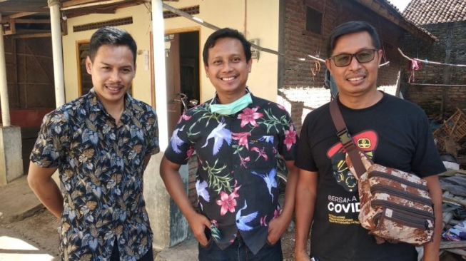 Komunitas Guru Peduli, Sisihkan Uang Sertifikasi untuk Bantu Dhuafa