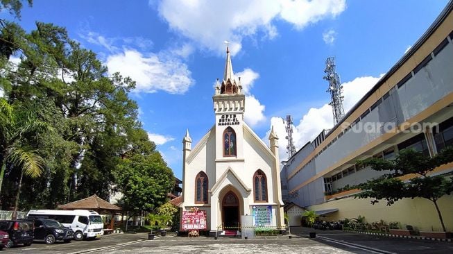 Jumlah Jemaat Dibatasi, Misa Natal Digelar di Gereja Tertua Magelang