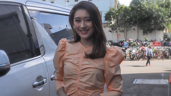 Amanda Caessa Ajak Kalian Ikut Bintang Suara, Yuk Buruan Daftar!