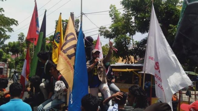 Rakyat Tolak Tambang, Sugianto : Jangan Tambah Beban Rakyat