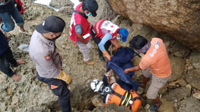 Hilang di Pantai Parangkusumo, Jasad Fajar Ditemukan di Malang