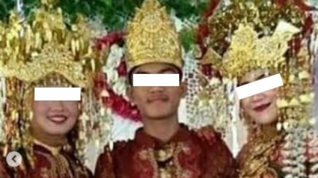 Heboh 2 Mempelai Wanita Nyanyi Bareng di Pelaminan, Nikahi Pria yang Sama