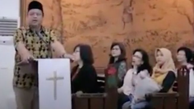 Ceramah di Gereja Saat Natal, Ustaz Wawan Merujuk Ulama-Ulama Besar