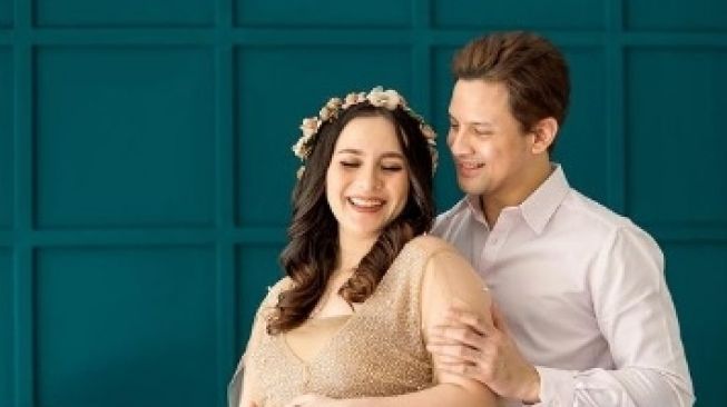 Pamer Foto Nikah Lagi, Lucky Perdana Sindir Istri Pertama?