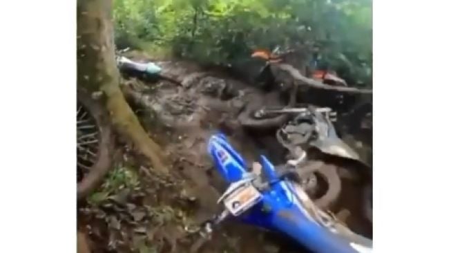 Sampai Kocar-kacir, Pemotor Ketakutan Gegara Makhluk Misterius di Hutan