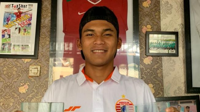 Hilangkan Penat, Penyerang Muda Persija Pelihara Ikan Cupang