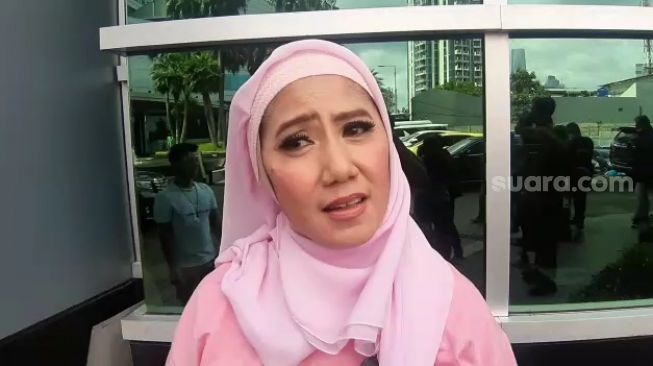 Ine Sinthya: Bintang Suara Ajang Pengasah Mental Penyanyi Dangdut