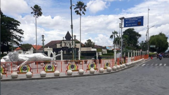 Tempat Nongkrong di Malioboro Dipagari, Warga Diminta Tak Berkerumun