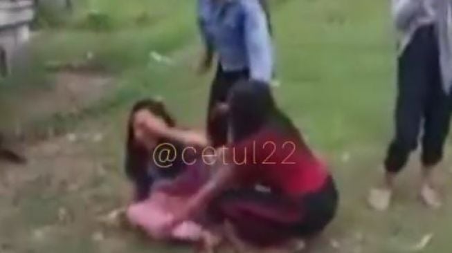 Beredar Video Seorang Gadis Dibully dan Dianiaya, Diduga Terjadi di Cilacap