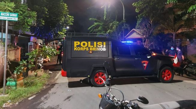 Pengurus Masjid di Makassar Diteror, Pelaku Mengaku Teroris dan Simpan Bom