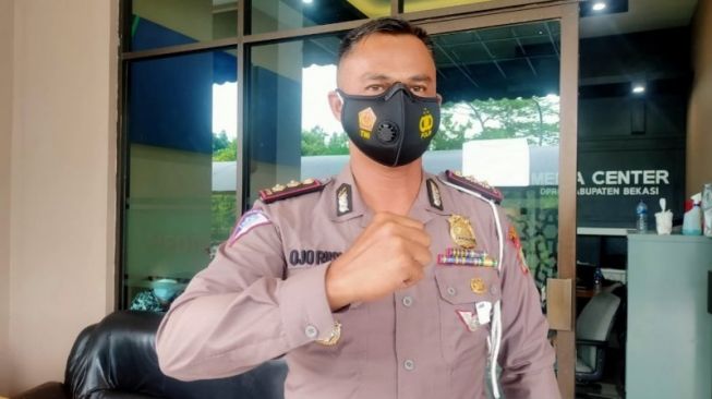 Kasatlantas Polres Metro Bekasi, AKBP Ojo Ruslani