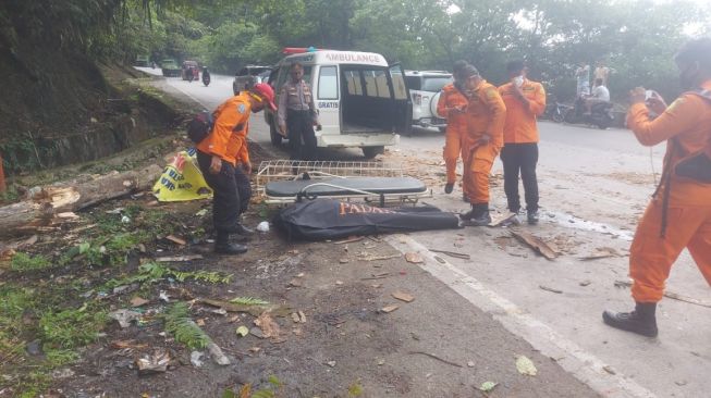 Kronologis Gymnastiar Meninggal Dunia di Bawah Pohon