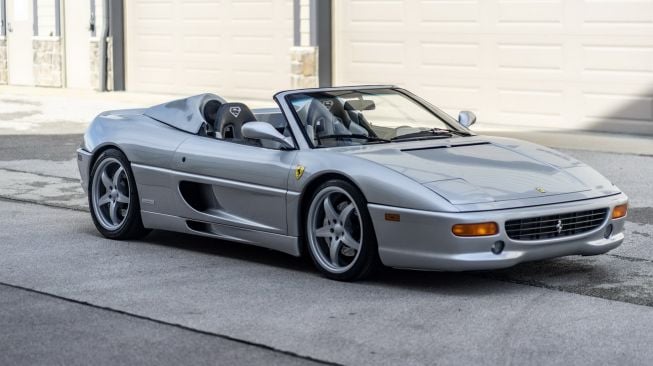 Harga di Bawah Rp1 M, Ferrari F355 Spider Milik Shaquille O'Neal Ini Dijual