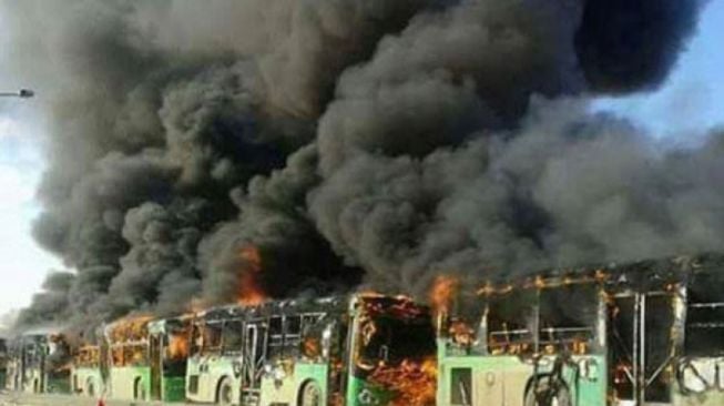 Sebuah Bus Disergap di Kota Ladang Minyak Suriah, 28 Orang Tewas