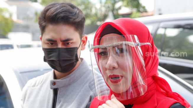 Verrell Bramasta Ngaku Hamili Cewek Cuma Prank, Kenapa Orang Doyan Bikin Konten Jebakan?