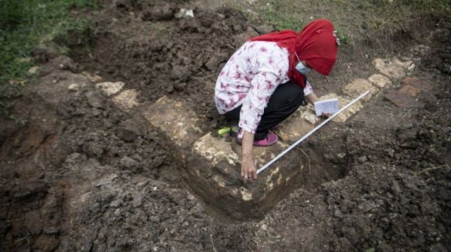 Stuktur Batu Tuff Ditemukan, Arkeolog: Diduga Bangunan Candi Abad 12