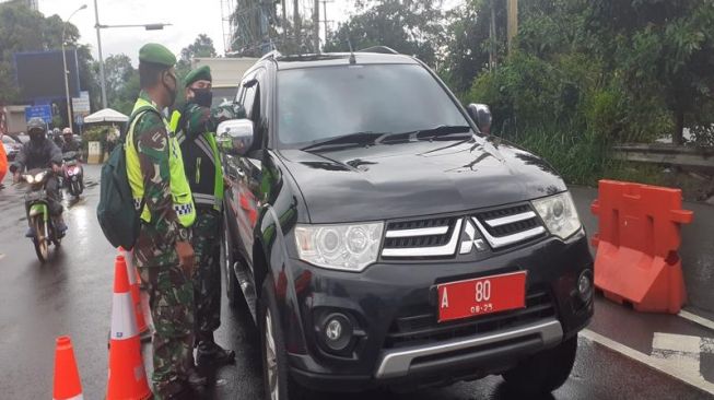 Mau Berlibur ke Puncak Bogor, Ratusan Pelancong Diusir Satpol PP